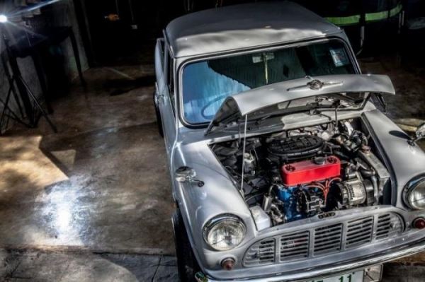 
			Morris Mini: компактный пикапчик, востановленный в Таиланде (11 фото)