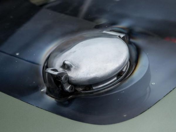 Уникальный гоночный Aston Martin 1963 года (50 фото)