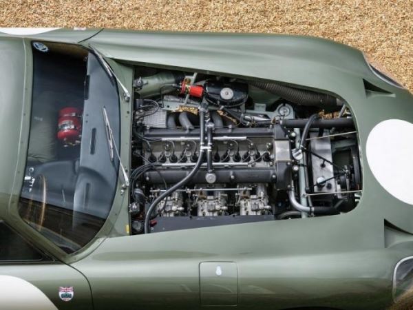 Уникальный гоночный Aston Martin 1963 года (50 фото)