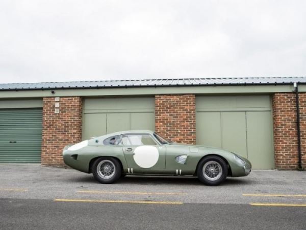 Уникальный гоночный Aston Martin 1963 года (50 фото)