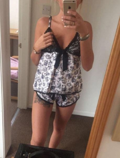 
Девушку поразил &laquo;милый рисунок&raquo; на&nbsp;пижамке&nbsp
