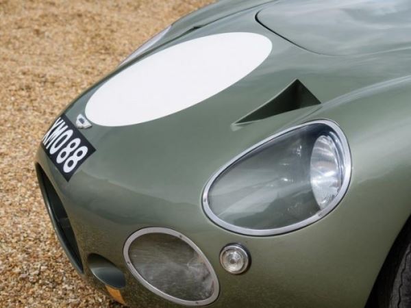 Уникальный гоночный Aston Martin 1963 года (50 фото)