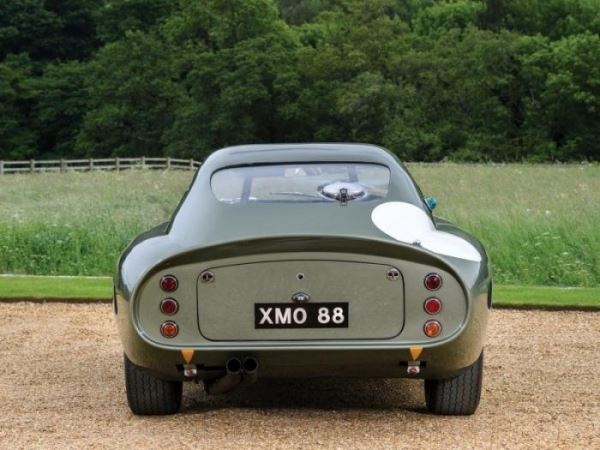 Уникальный гоночный Aston Martin 1963 года (50 фото)