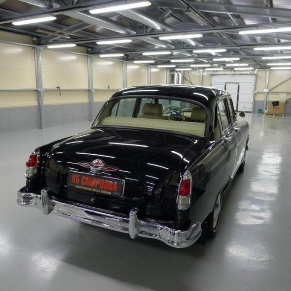 На продажу выставили ГАЗ-21 выпущенный в 2004 году (21 фото)