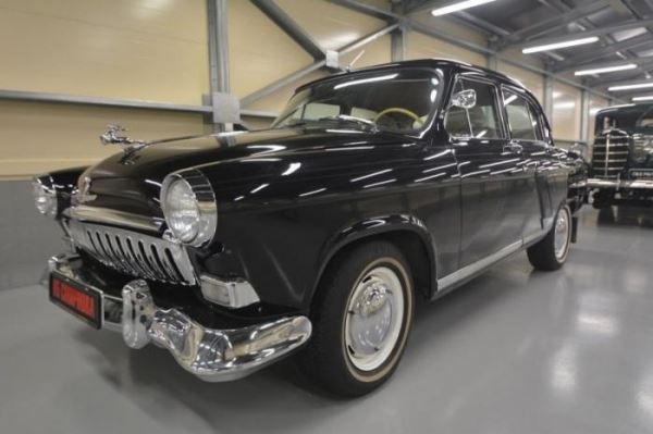 На продажу выставили ГАЗ-21 выпущенный в 2004 году (21 фото)