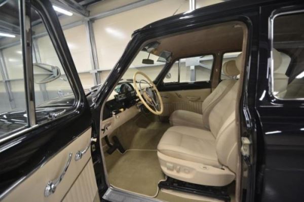 На продажу выставили ГАЗ-21 выпущенный в 2004 году (21 фото)