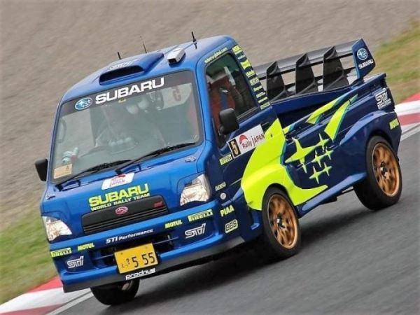 
			"Полбатона" - первая культовая Subaru (19 фото)