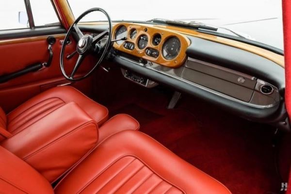 
			Эксклюзивный Bentley 1960 года c кузовом Mercedes-Benz (15 фото)