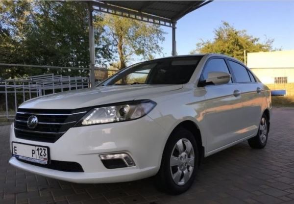 Лучшие китайские авто (6 фото)