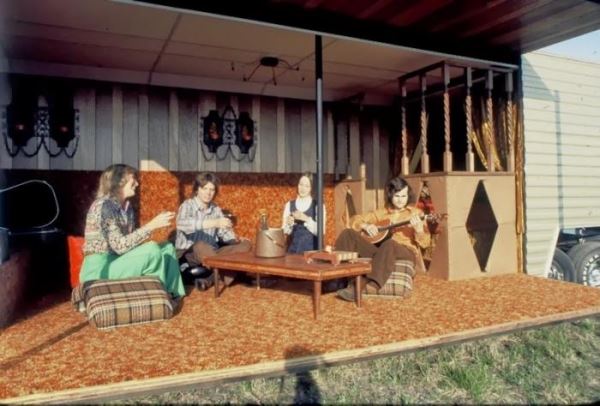 Необычный трехосный Volkswagen T1 в духе американских тягачей (18фот)