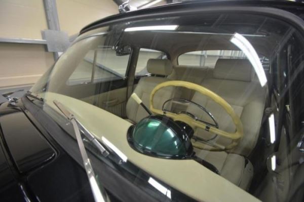 На продажу выставили ГАЗ-21 выпущенный в 2004 году (21 фото)