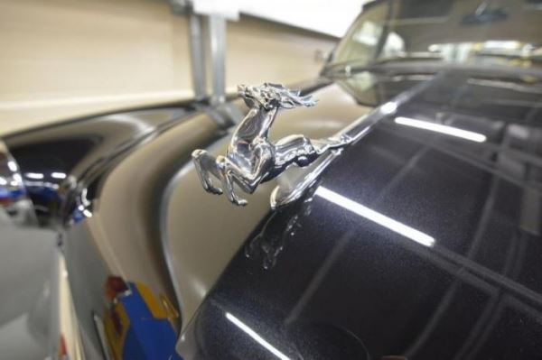 На продажу выставили ГАЗ-21 выпущенный в 2004 году (21 фото)