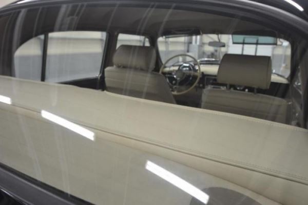 На продажу выставили ГАЗ-21 выпущенный в 2004 году (21 фото)