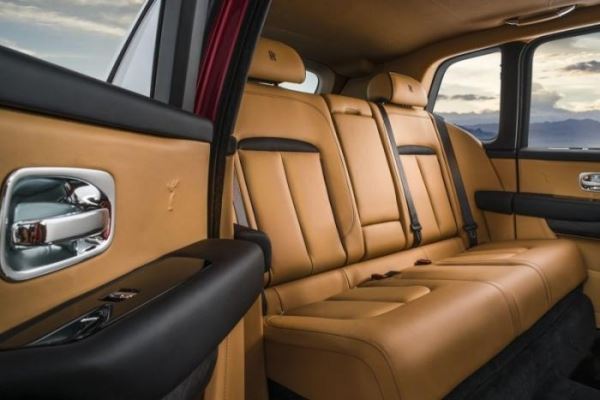 
			Rolls-Royce Cullinan: что нужно знать о самом роскошном внедорожнике